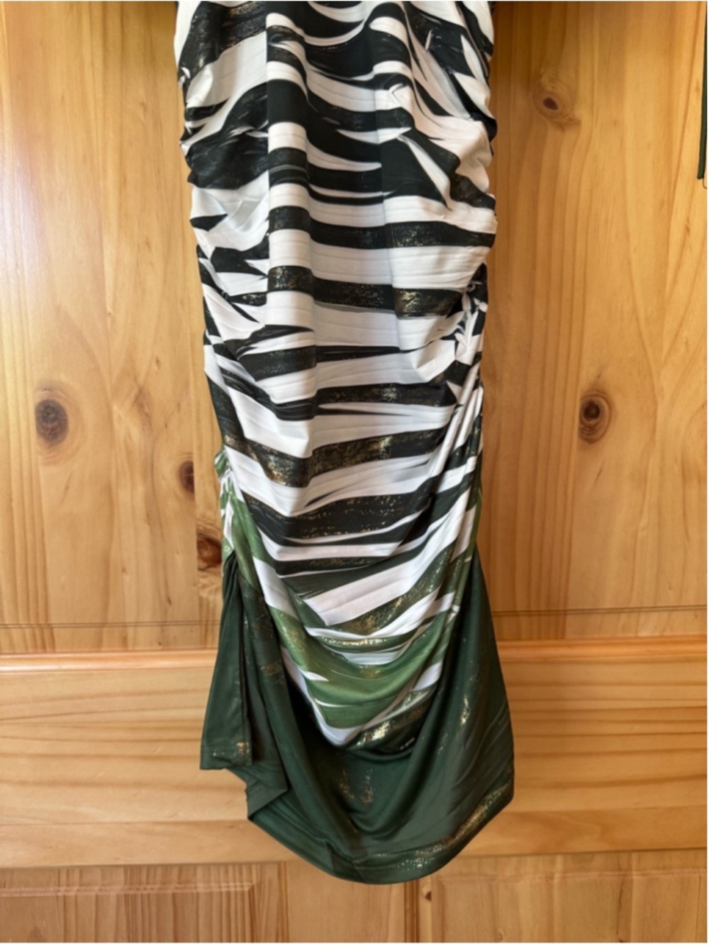 Vintage Body Central abstract zebra print on or off shoulder dress size medium - Picture 4 of 10
